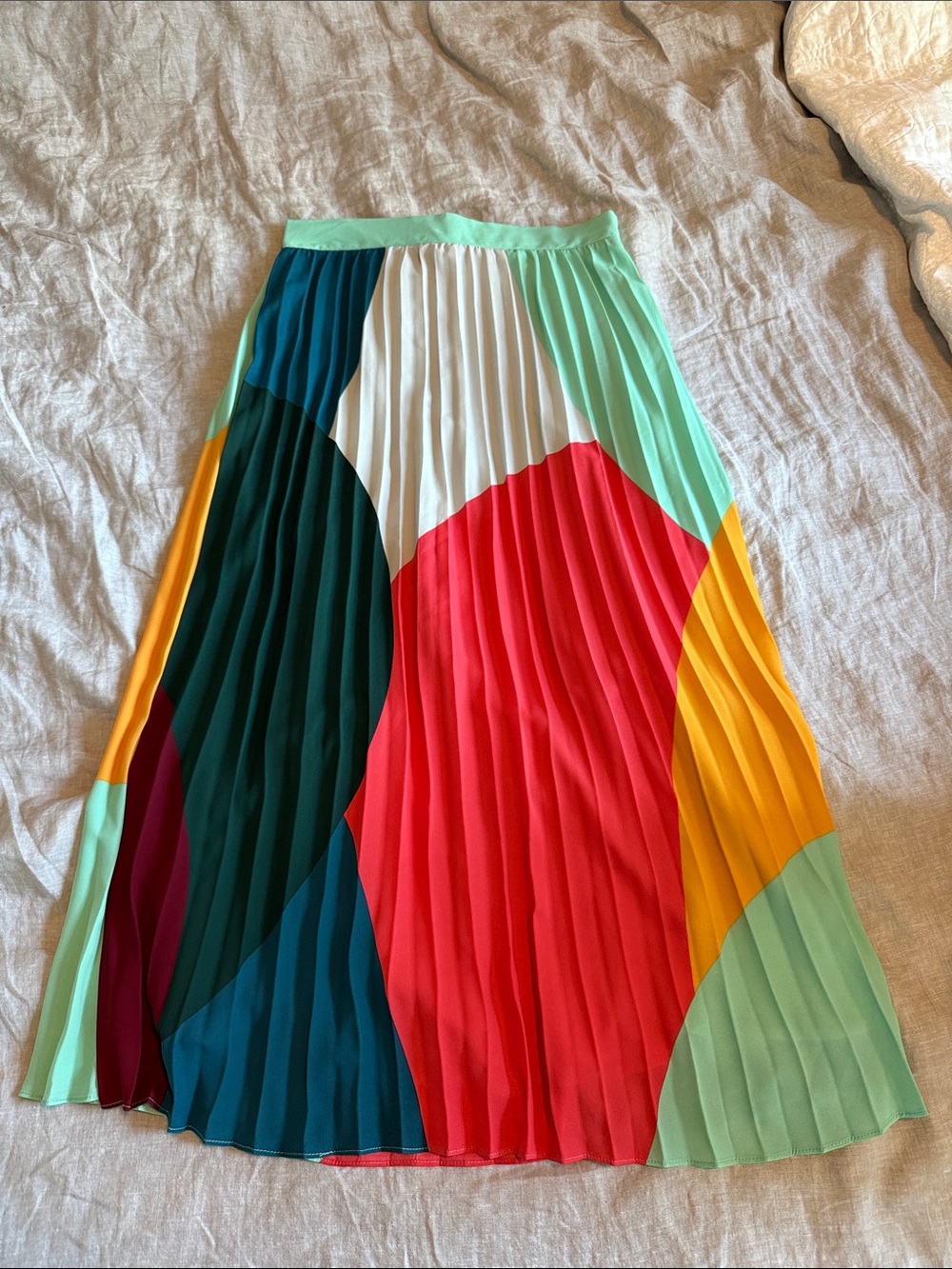 Skies Are Blue Colorblock Pleated Midi Skirt in Red, Teal & Yellow